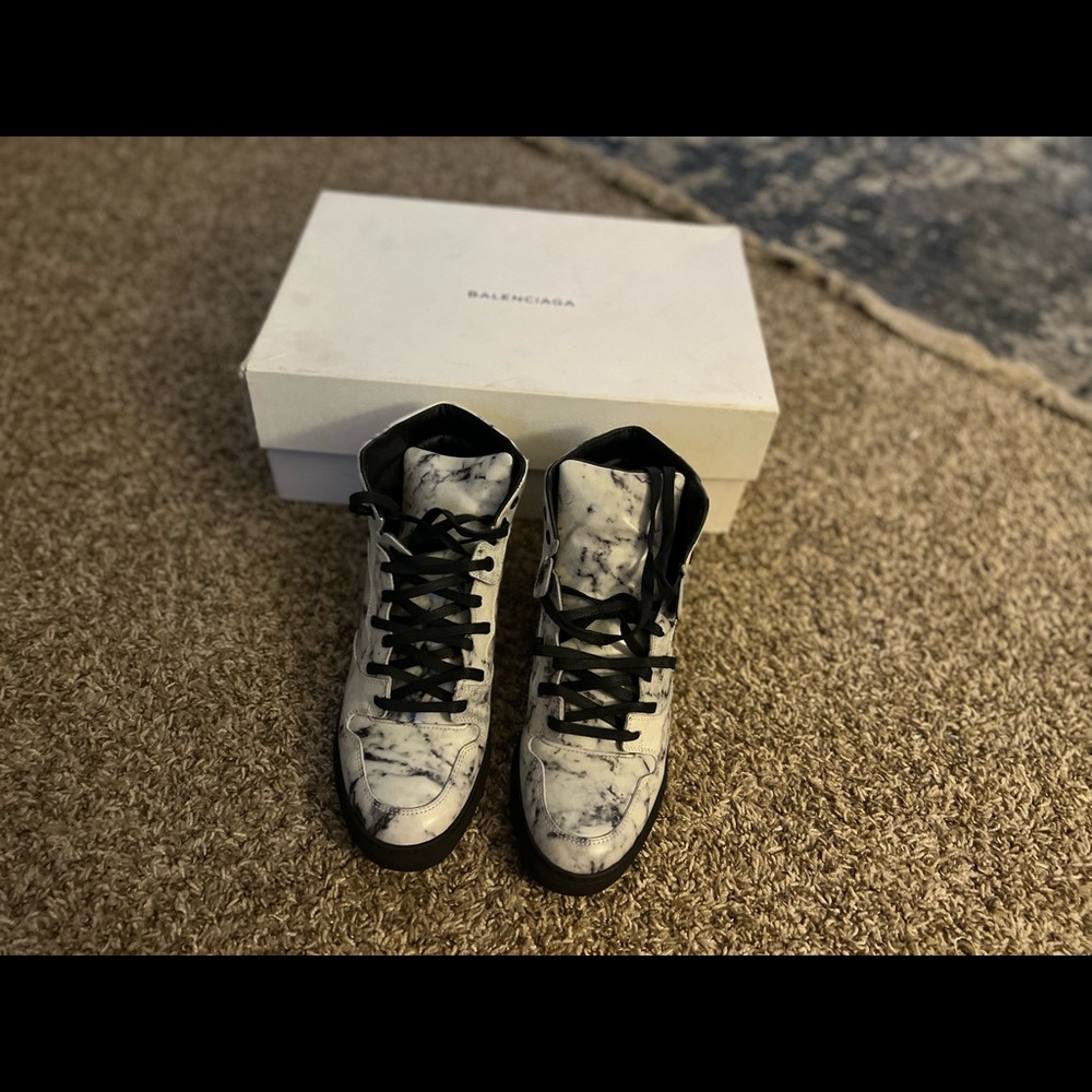 Balenciaga tennis shoes